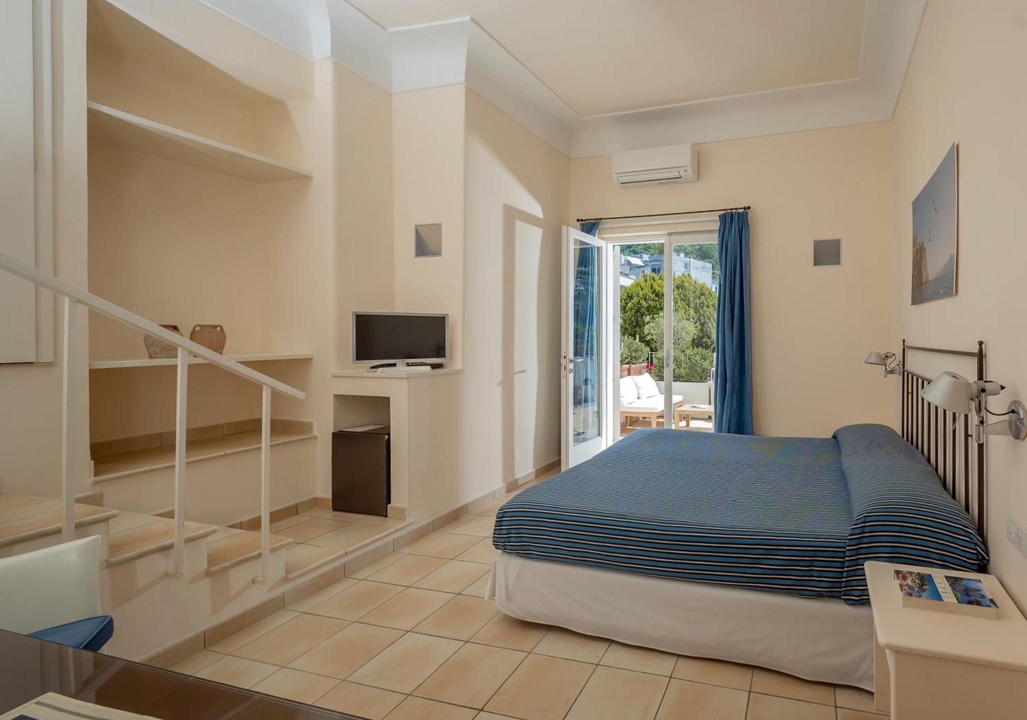 Hotel Senaria Anacapri  Exteriör bild